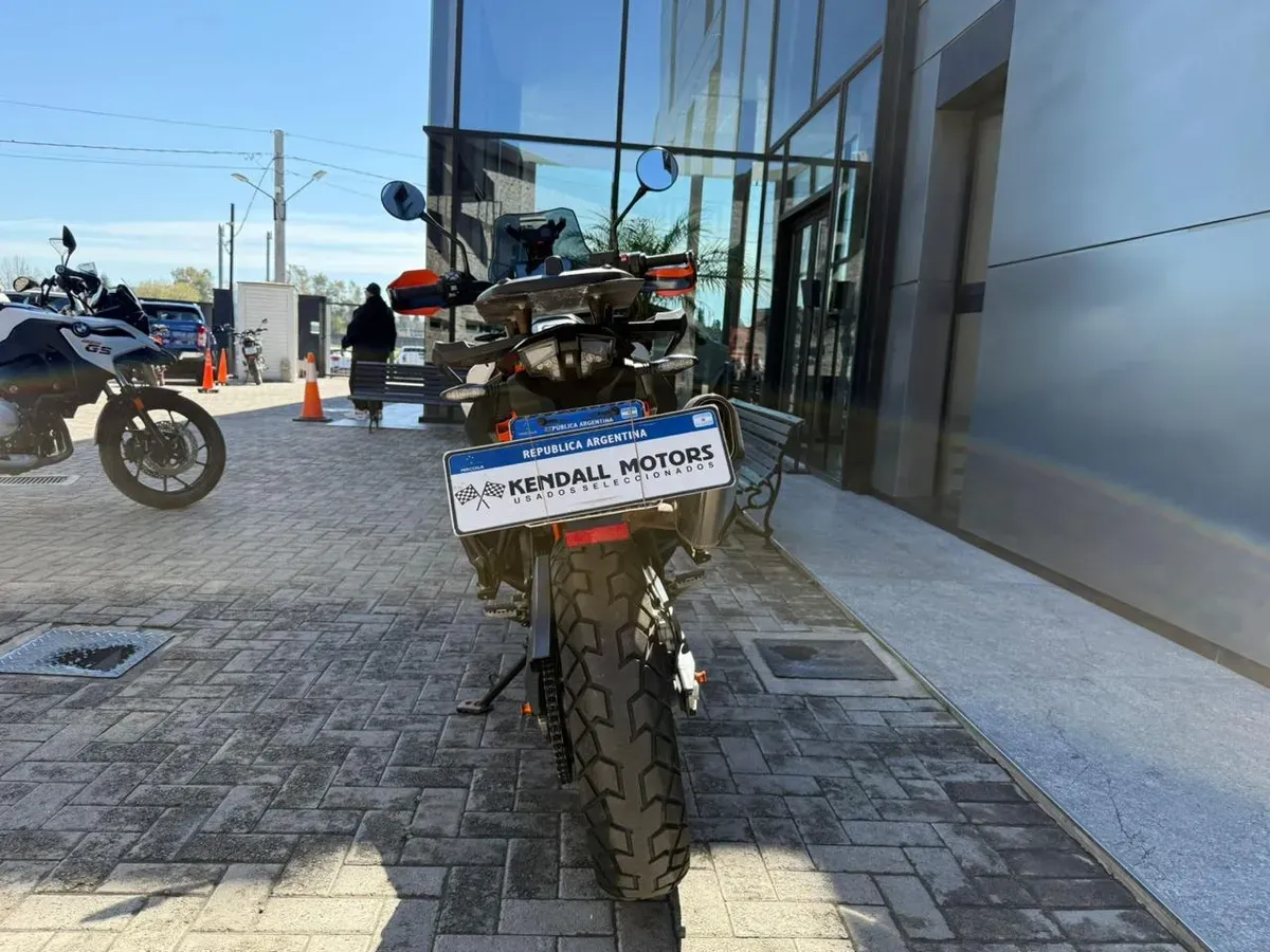 Mira esta publicación de KTM Adventure 790 R 2021 en Motordil