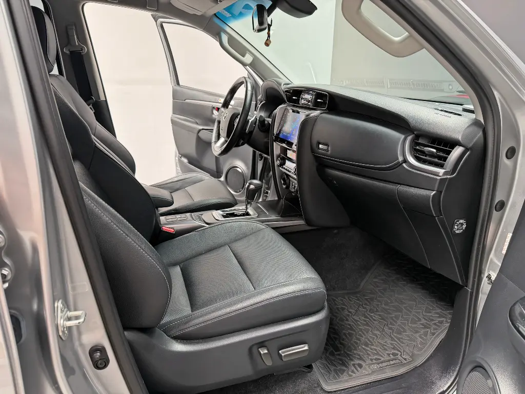 Mira esta publicación de Toyota SW4 2021 en Motordil