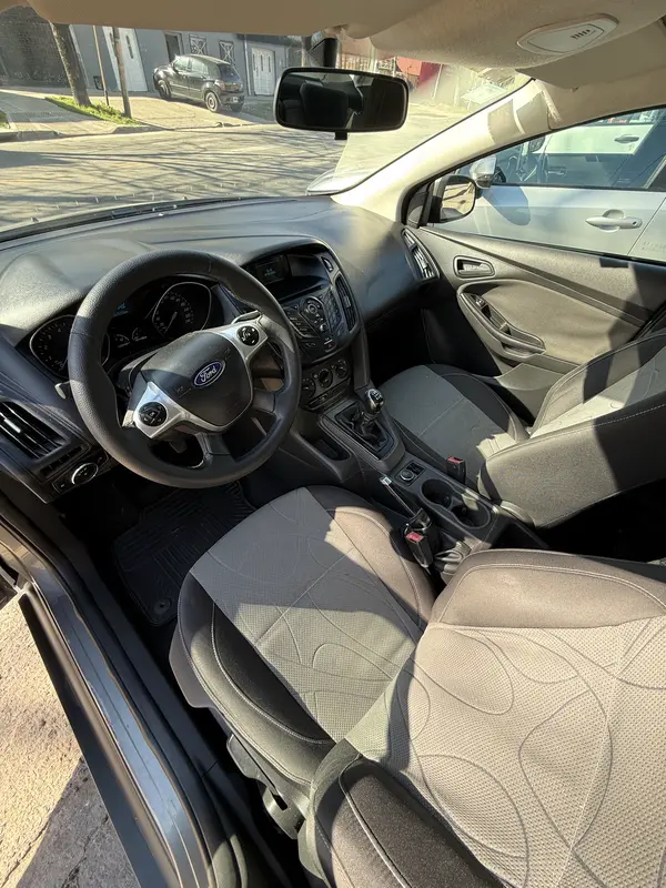 Mira esta publicación de Ford Focus 2014 en Motordil