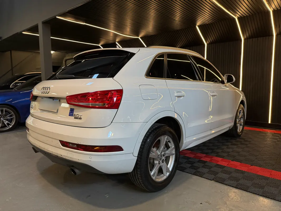 Mira esta publicación de Audi Q3 2017 en Motordil