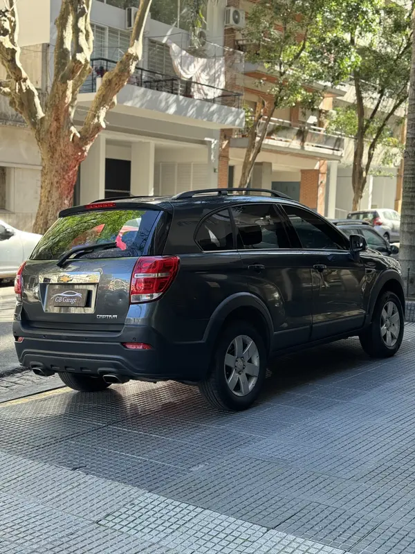 Mira esta publicación de Chevrolet Captiva 2018 en Motordil