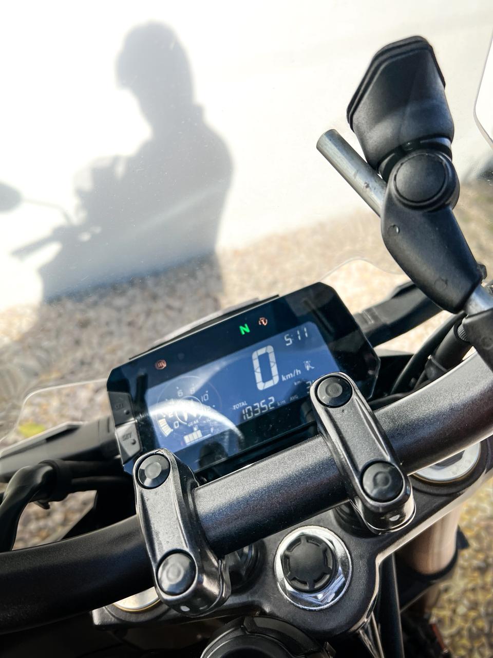 Mira esta publicación de Honda CB 300 2023 en Motordil