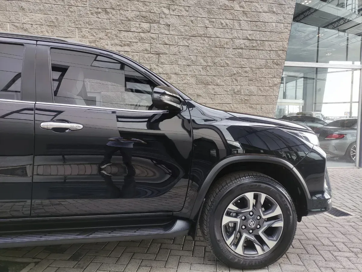 Mira esta publicación de Toyota SW4 2023 en Motordil