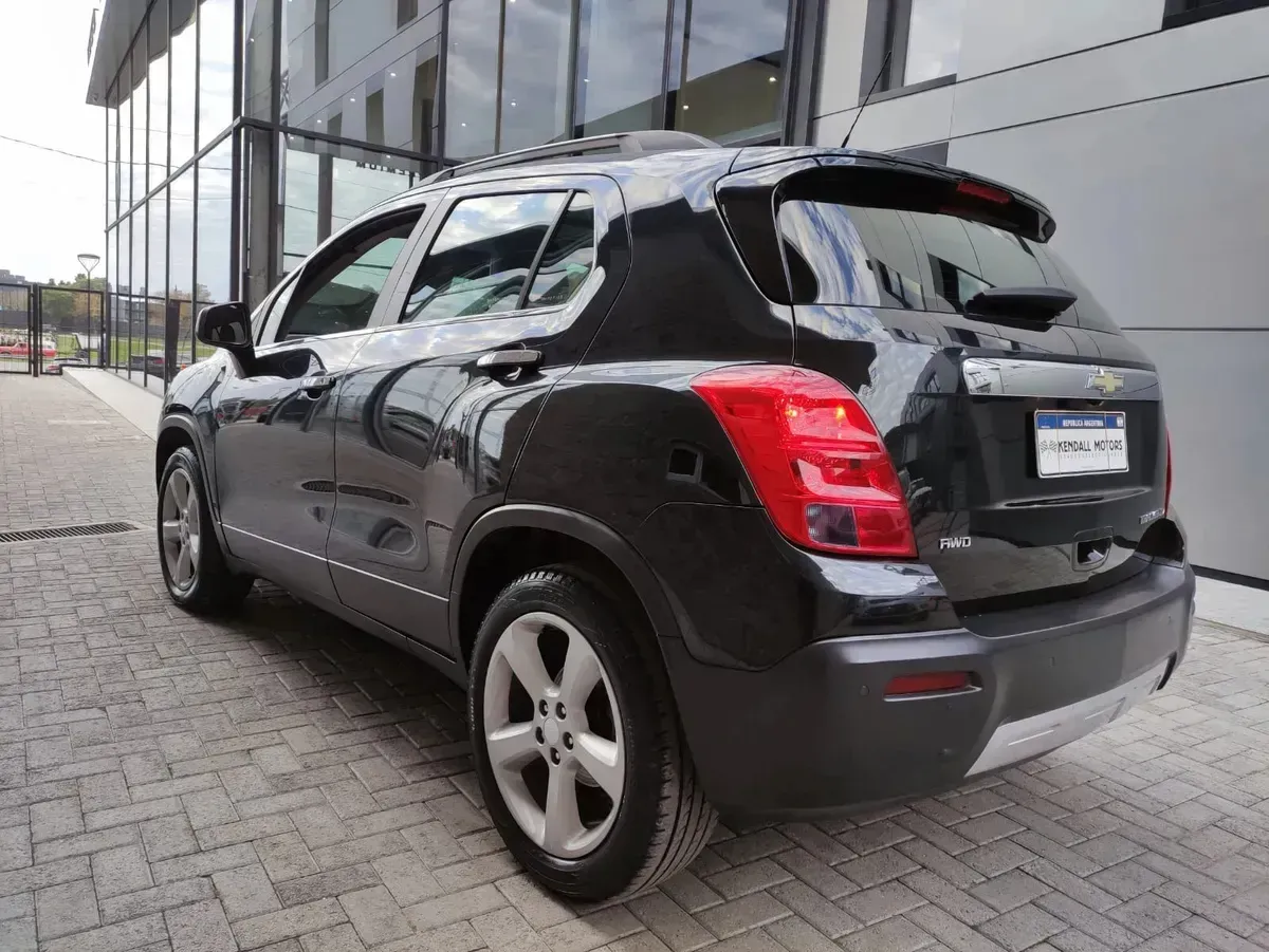 Mira esta publicación de Chevrolet Tracker 2015 en Motordil