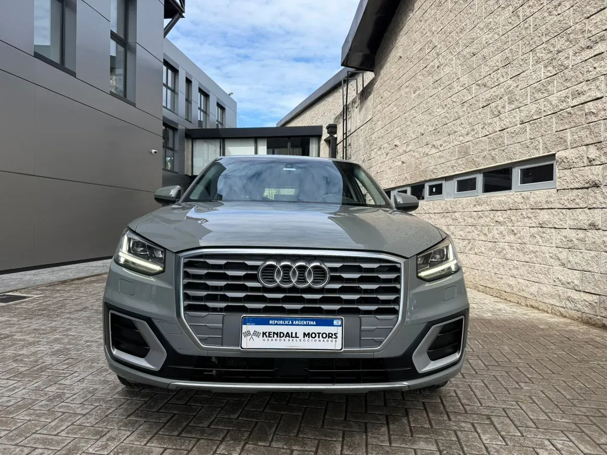Mira esta publicación de Audi Q2 2017 en Motordil