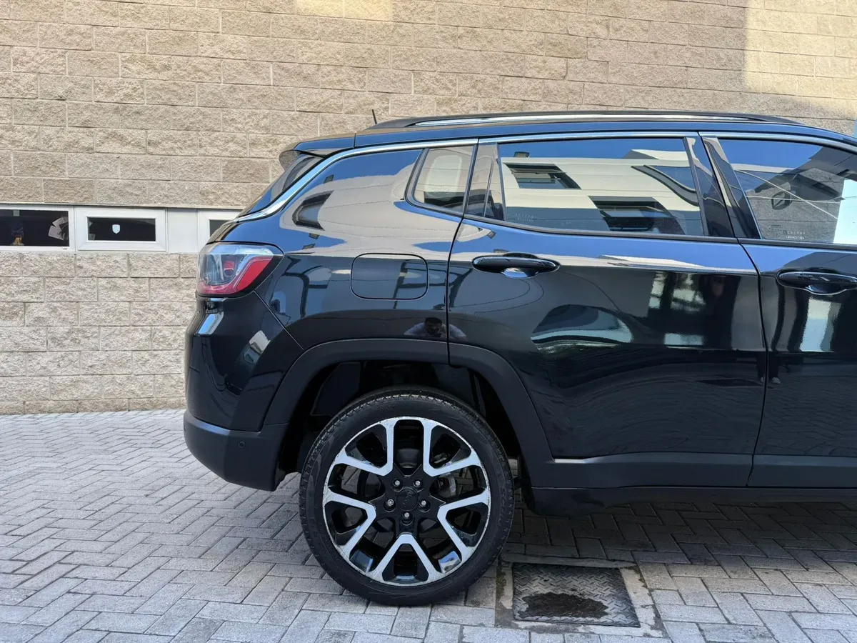 Mira esta publicación de Jeep Compass 2018 en Motordil