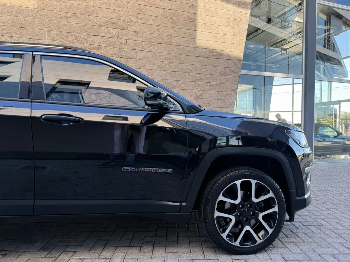 Mira esta publicación de Jeep Compass 2018 en Motordil