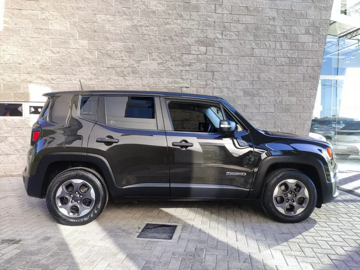 Mira esta publicación de Jeep Renegade 2018 en Motordil