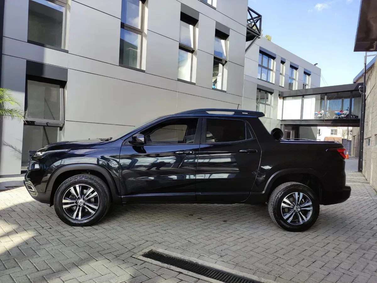 Mira esta publicación de Fiat Toro 2022 en Motordil