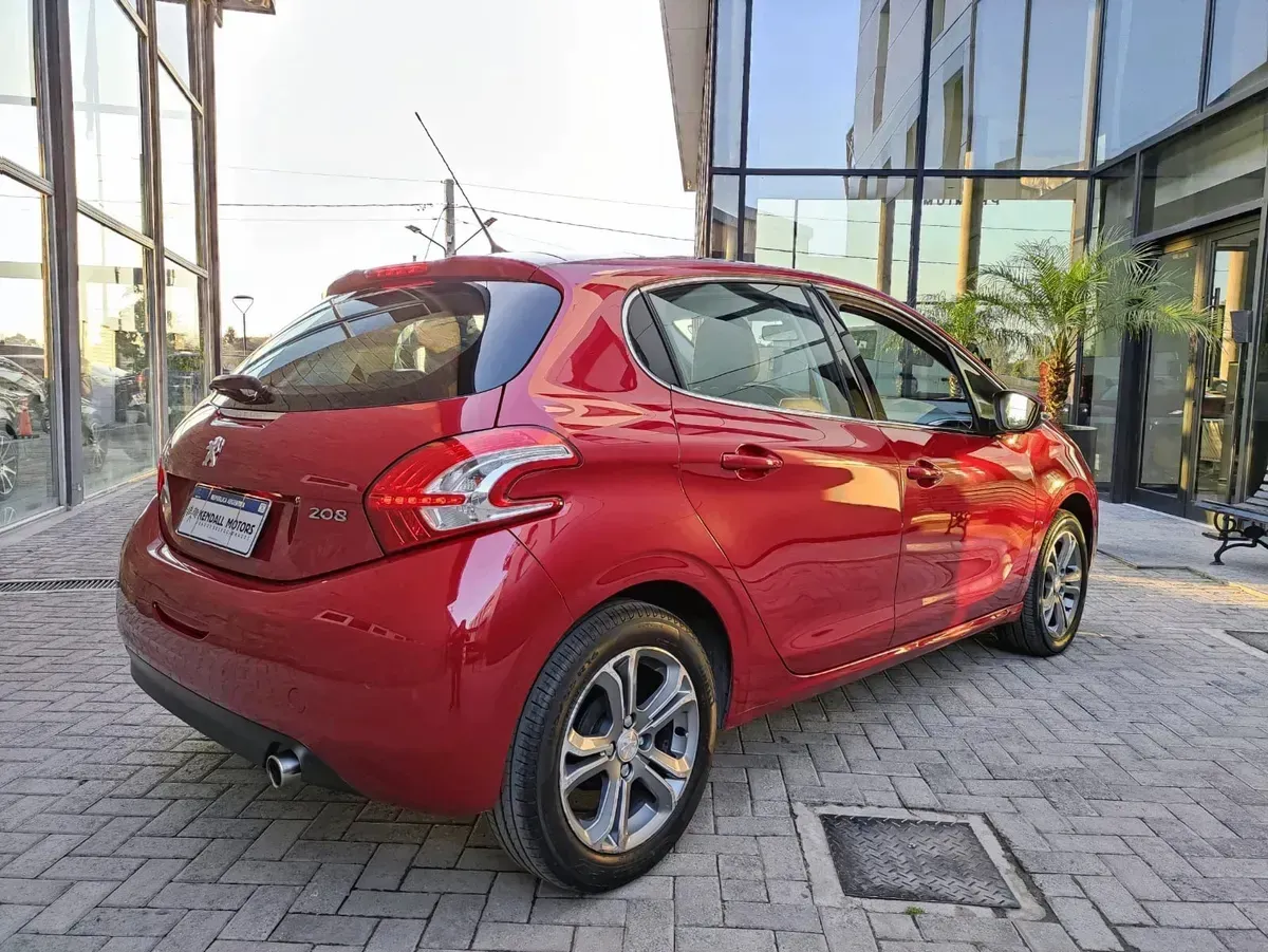 Mira esta publicación de Peugeot 208 2015 en Motordil