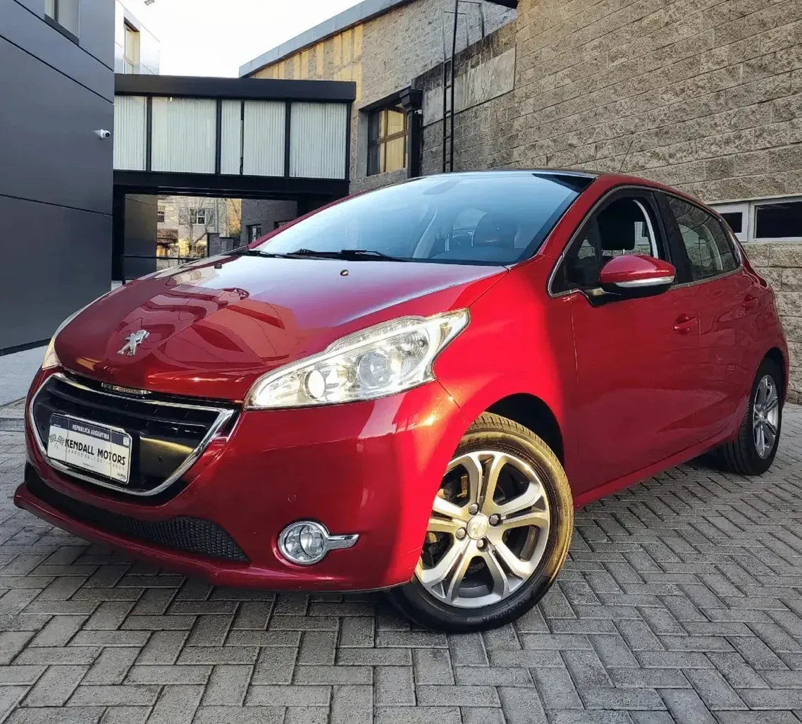Mira esta publicación de Peugeot 208 2015 en Motordil