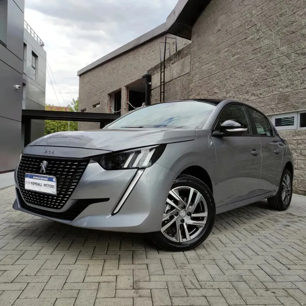 Mira esta publicación de Peugeot 208 2023 en Motordil