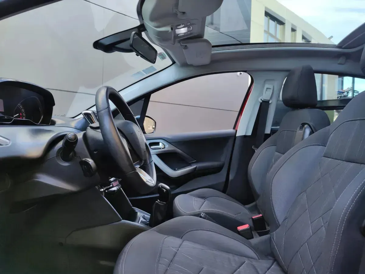 Mirá esta publicación de Peugeot 208