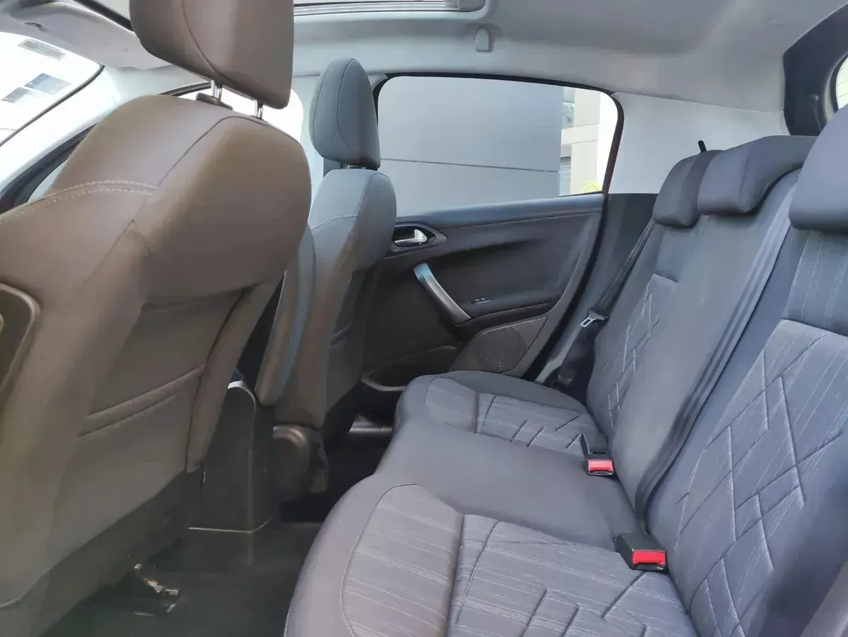 Mirá esta publicación de Peugeot 208
