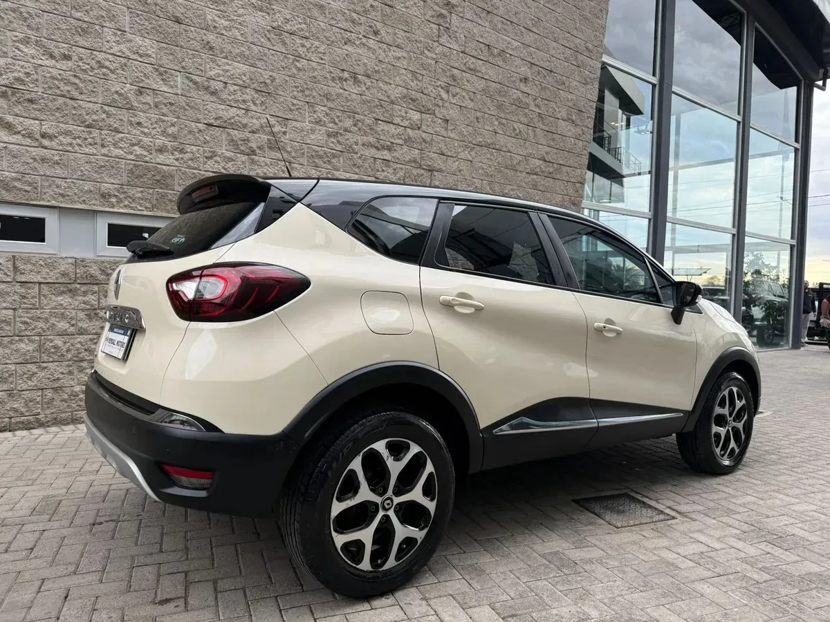 Mira esta publicación de Renault Captur 2018 en Motordil