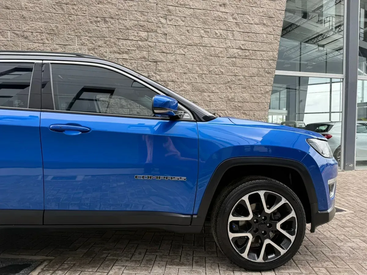 Mira esta publicación de Jeep Compass 2018 en Motordil