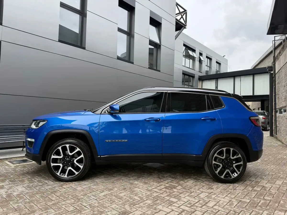 Mira esta publicación de Jeep Compass 2018 en Motordil