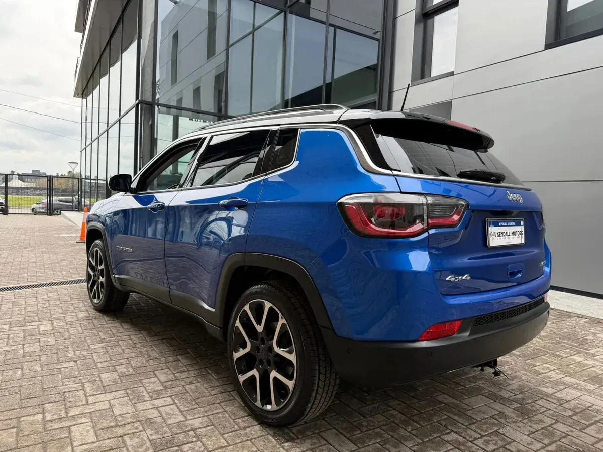 Mira esta publicación de Jeep Compass 2018 en Motordil