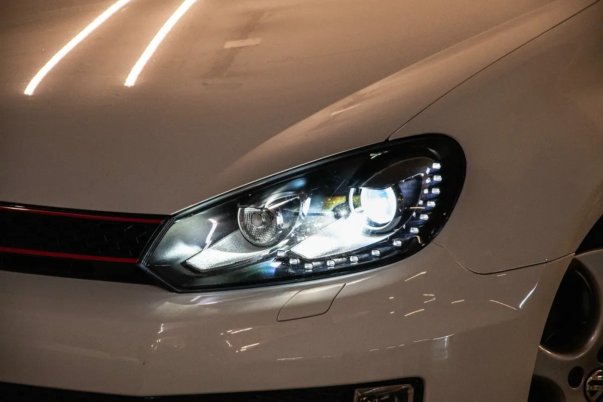 Mira esta publicación de Volkswagen Golf 2013 en Motordil