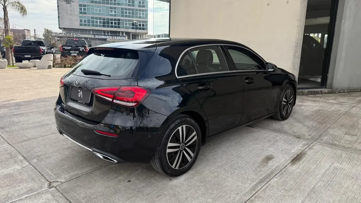 Mira esta publicación de Mercedes Benz Clase A 2019 en Motordil