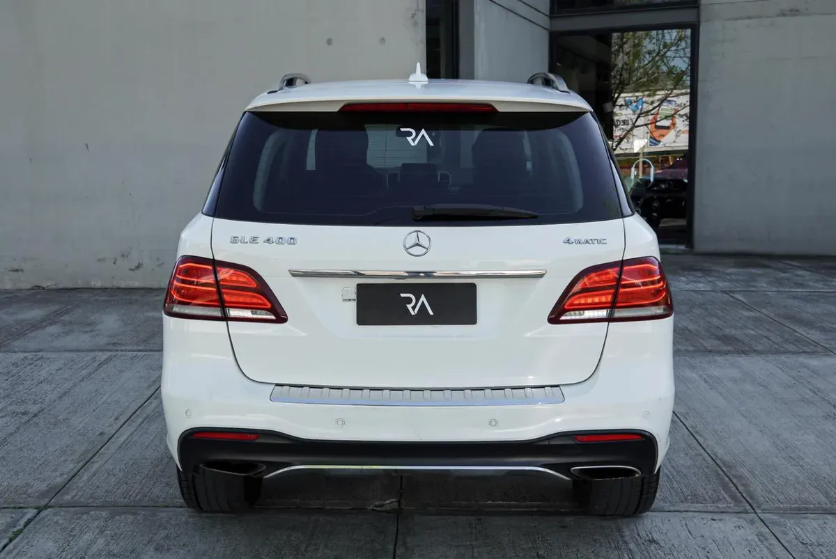 Mira esta publicación de Mercedes Benz GLE 2017 en Motordil