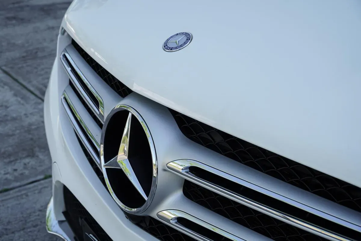 Mira esta publicación de Mercedes Benz GLE 2017 en Motordil