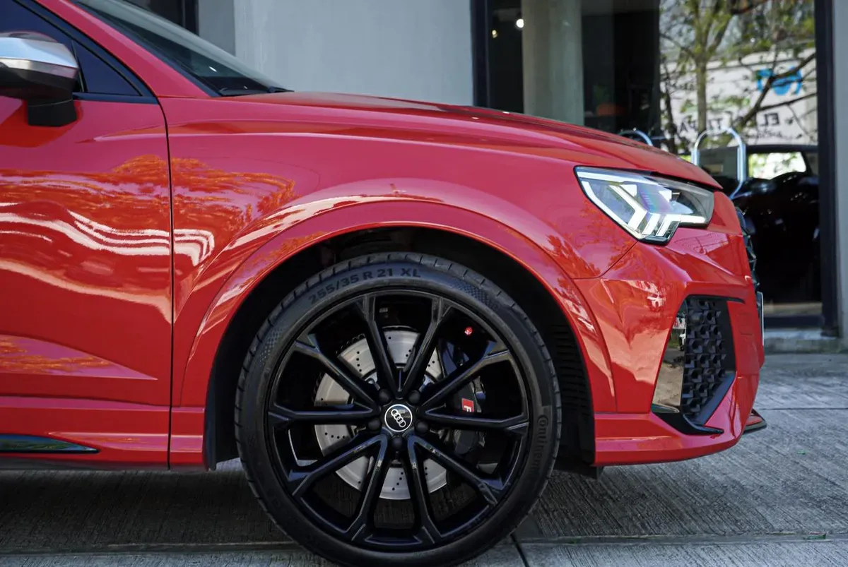 Mira esta publicación de Audi RSQ3 2024 en Motordil