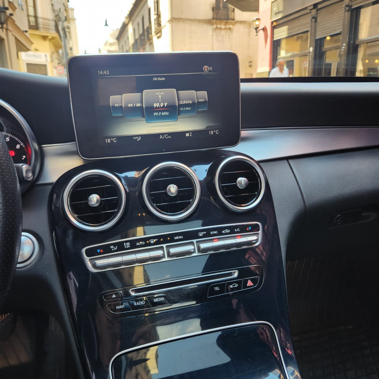 Mira esta publicación de Mercedes Benz Clase C 2017 en Motordil