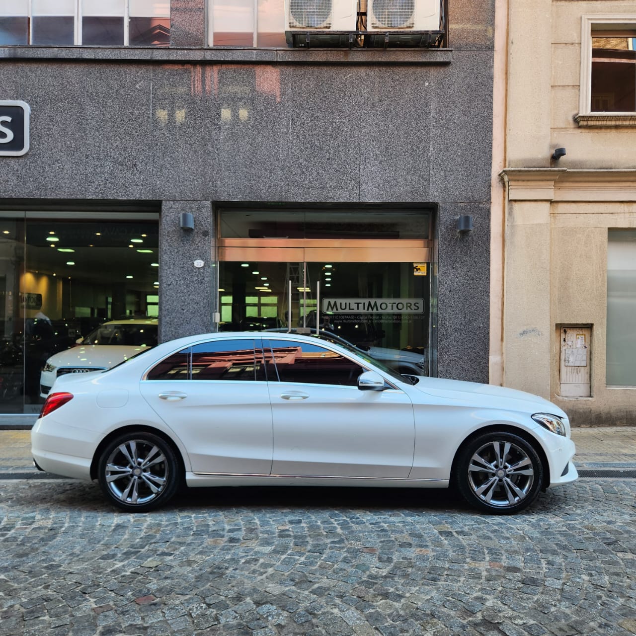 Mira esta publicación de Mercedes Benz Clase C 2017 en Motordil