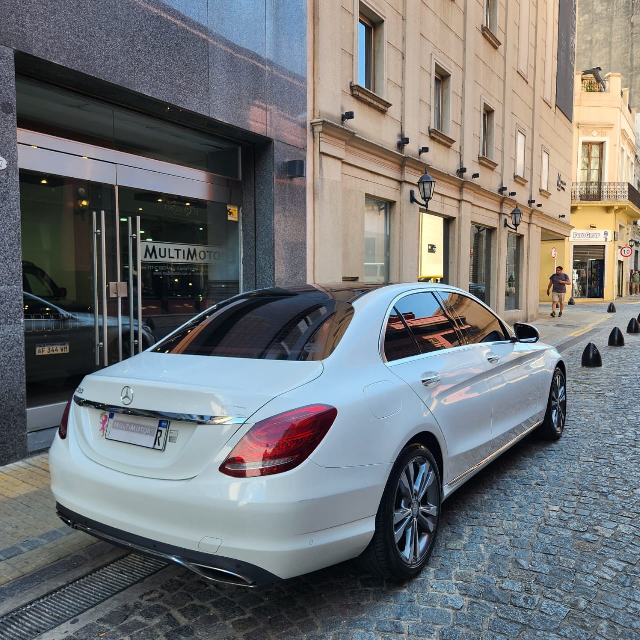 Mira esta publicación de Mercedes Benz Clase C 2017 en Motordil