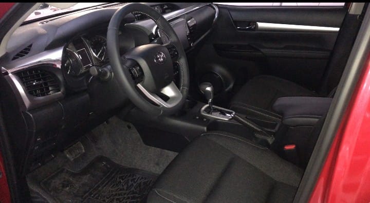 Mira esta publicación de Toyota Hilux 2025 en Motordil