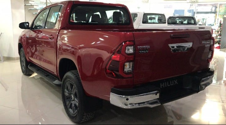 Mira esta publicación de Toyota Hilux 2025 en Motordil
