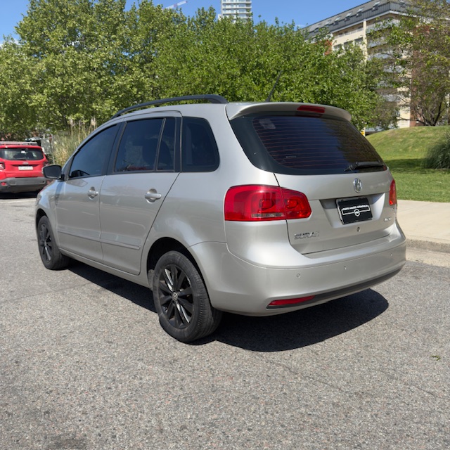 Mira esta publicación de Volkswagen Suran 2012 en Motordil