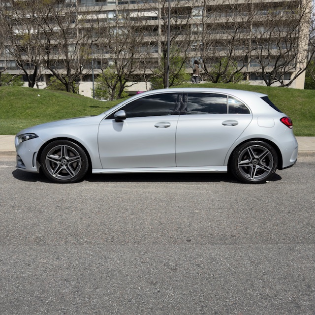 Mira esta publicación de Mercedes Benz Clase A 2021 en Motordil