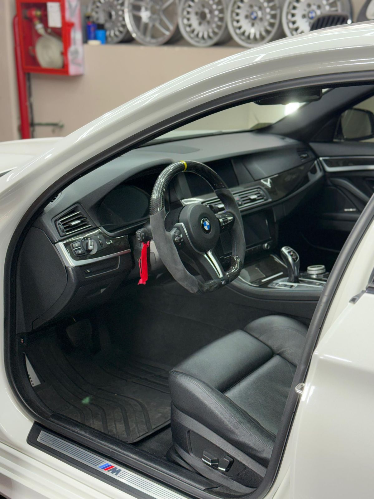 Mira esta publicación de BMW Serie 5 2012 en Motordil