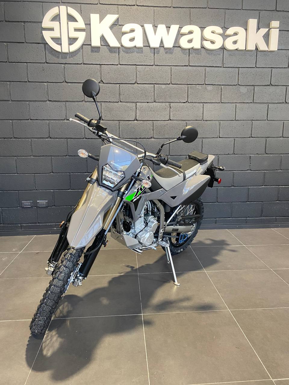 Mira esta publicación de Kawasaki KLX 300 2025 en Motordil