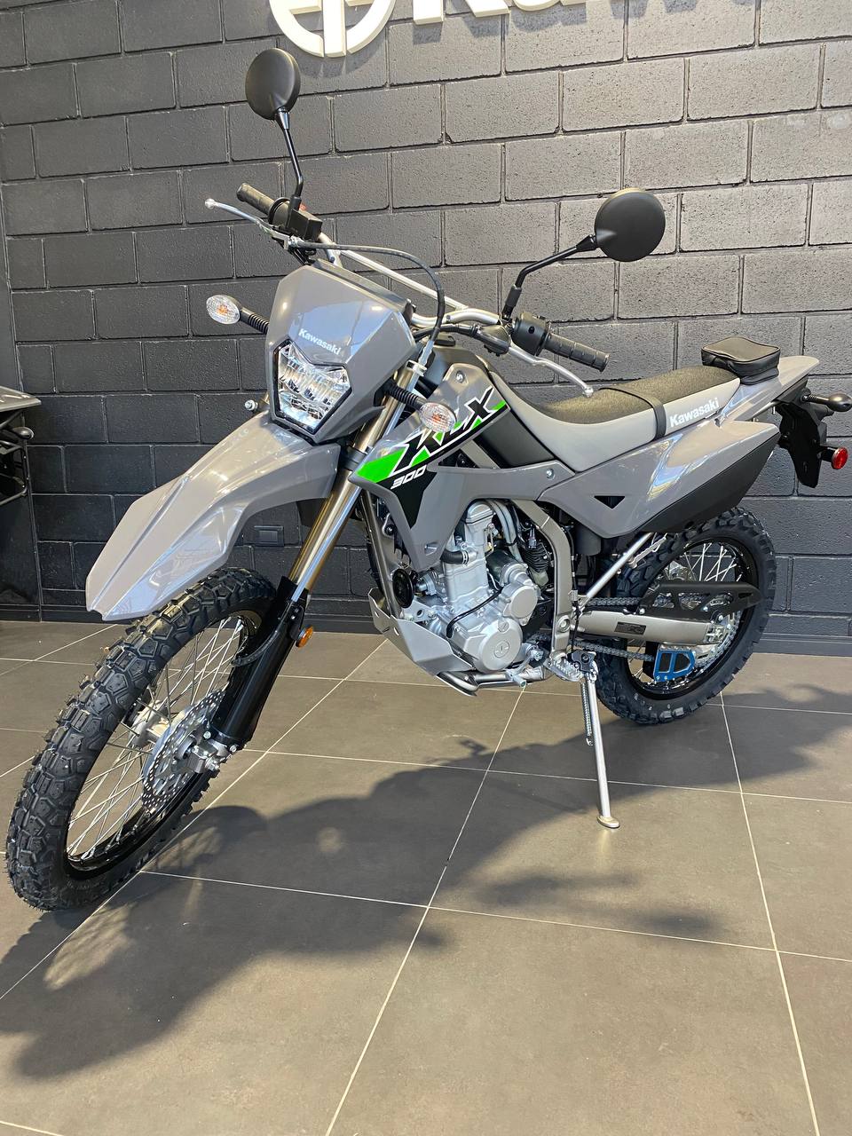 Mira esta publicación de Kawasaki KLX 300 2025 en Motordil