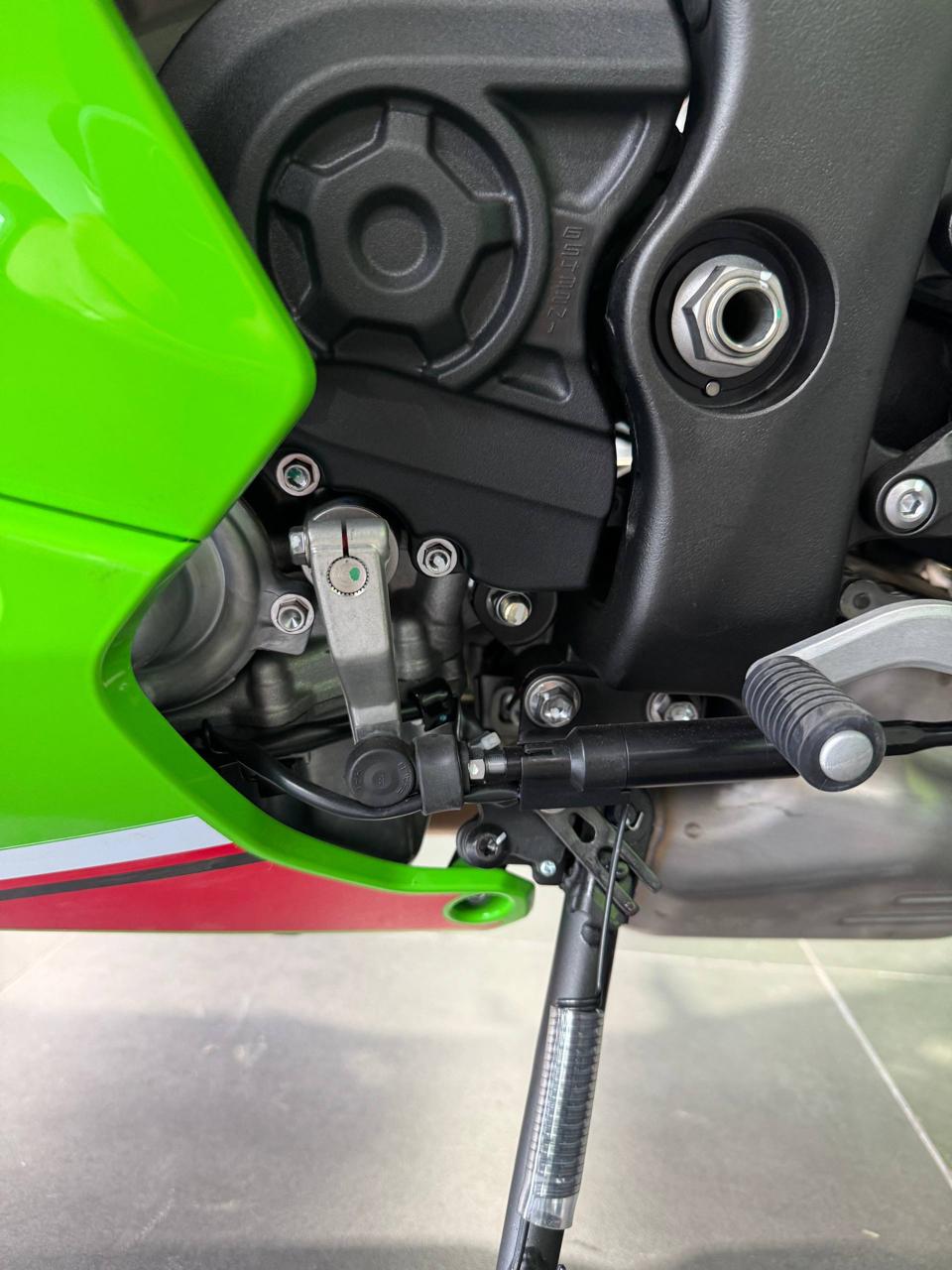 Mira esta publicación de Kawasaki ZX 10R 2025 en Motordil