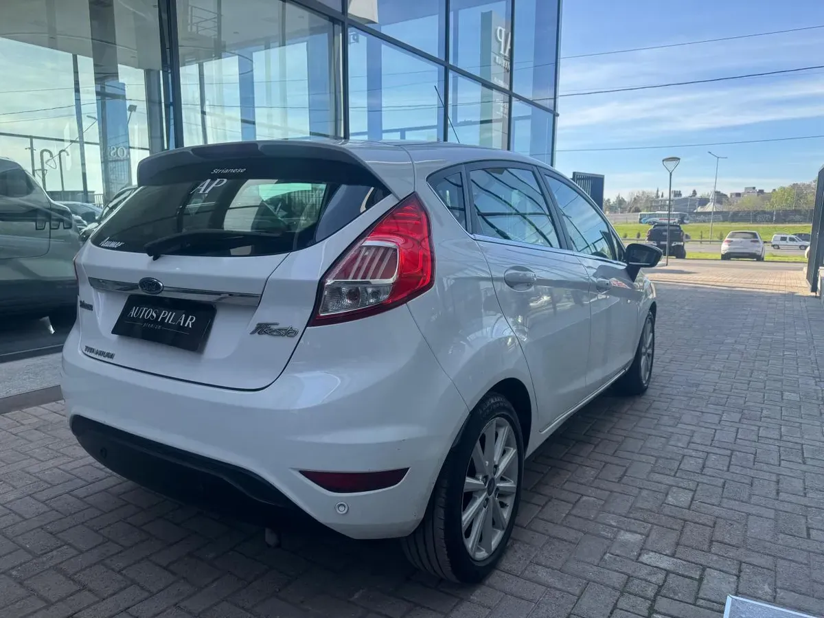 Mira esta publicación de Ford Fiesta 2018 en Motordil