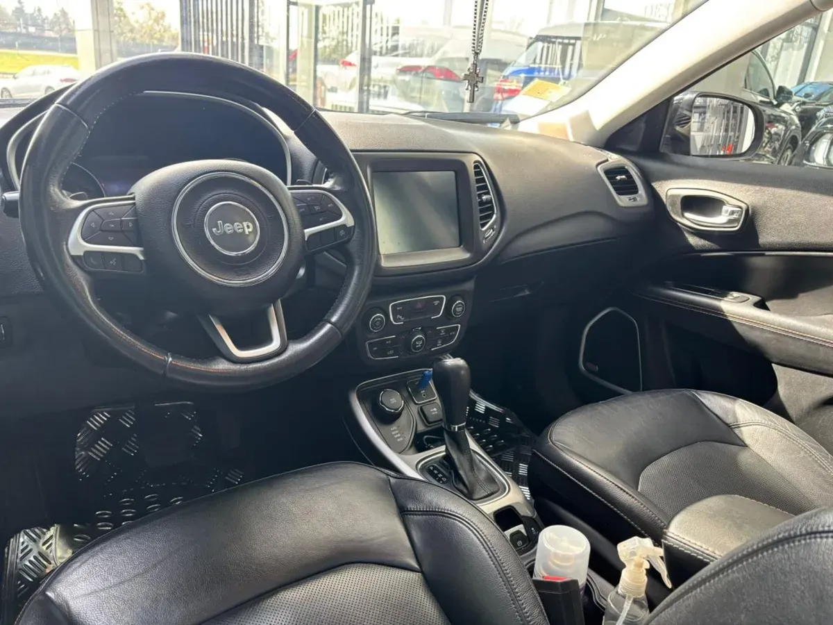 Mira esta publicación de Jeep Compass 2019 en Motordil