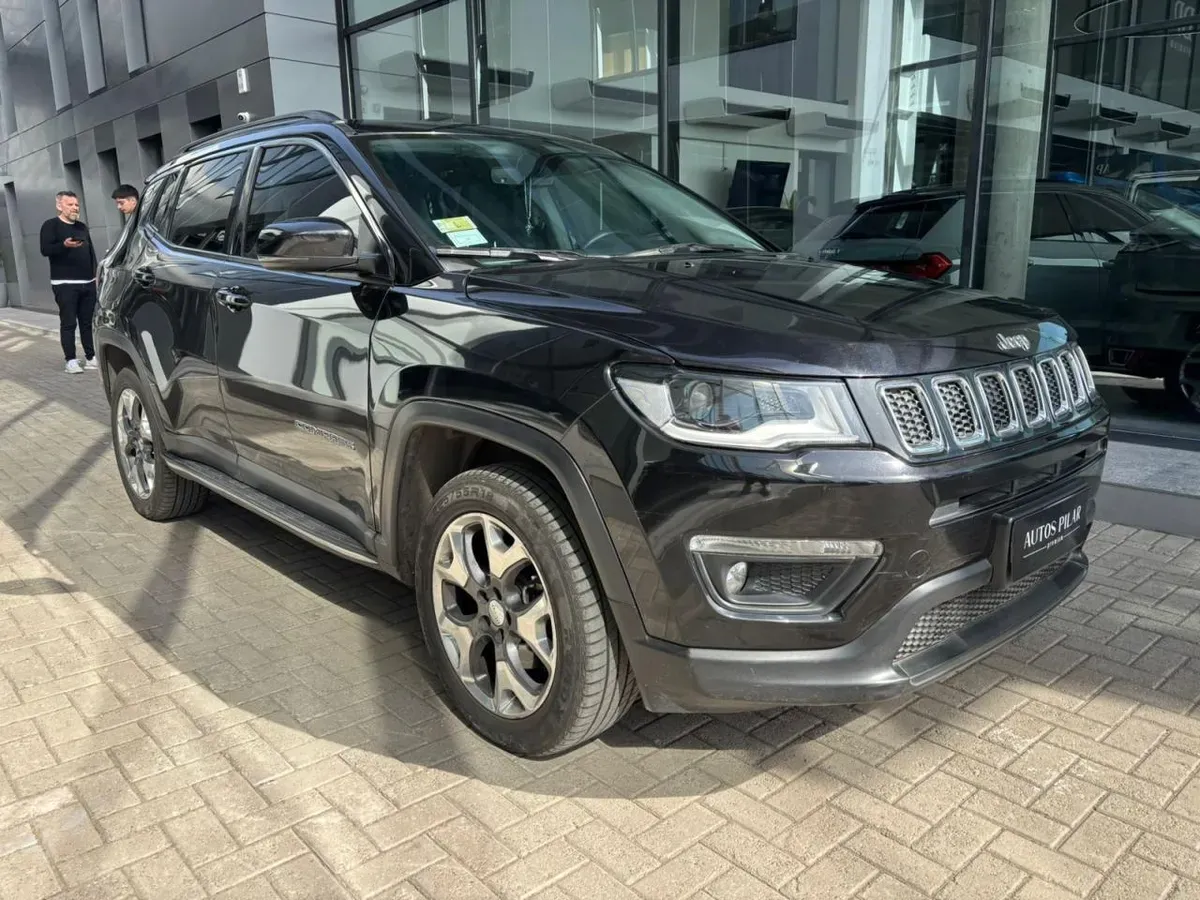 Mira esta publicación de Jeep Compass 2019 en Motordil