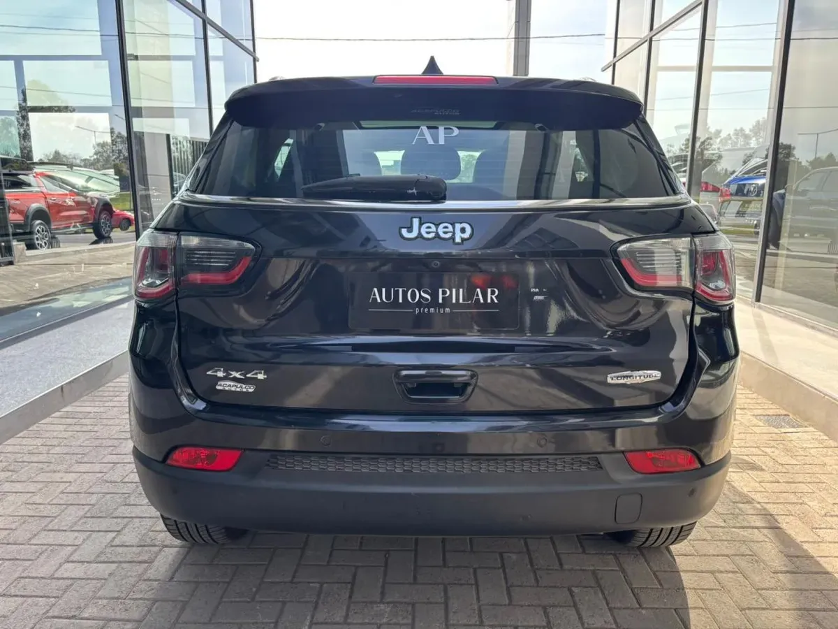 Mira esta publicación de Jeep Compass 2019 en Motordil