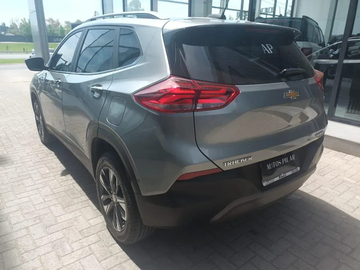 Mira esta publicación de Chevrolet Tracker 2024 en Motordil