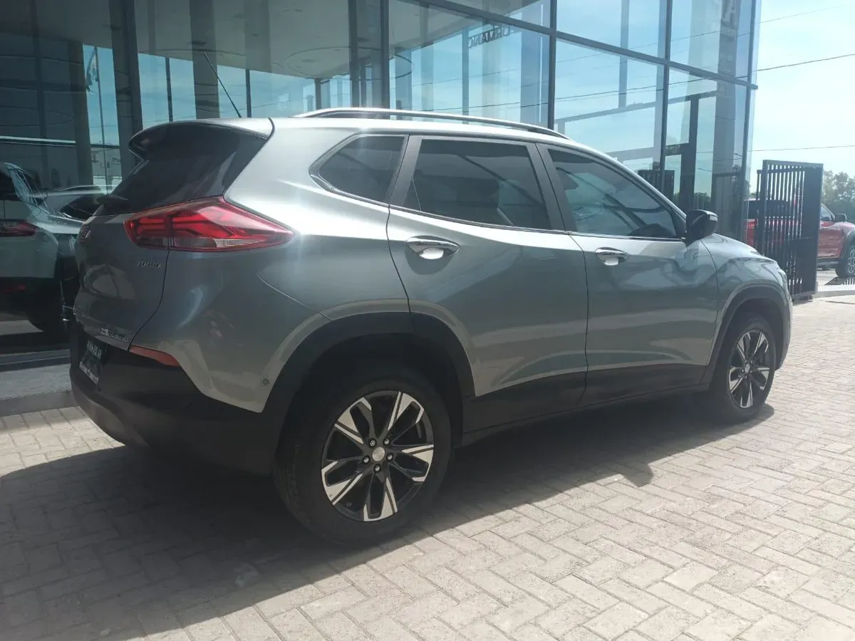 Mira esta publicación de Chevrolet Tracker 2024 en Motordil