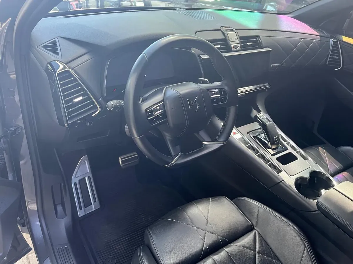 Mirá esta publicación de Ds Automobiles DS7