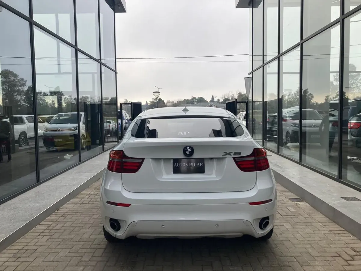 Mira esta publicación de BMW X6 2013 en Motordil