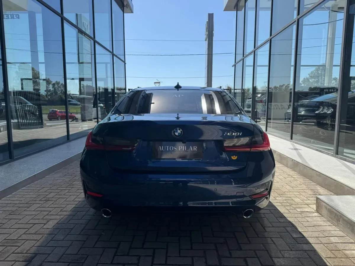 Mira esta publicación de BMW Serie 3 2021 en Motordil