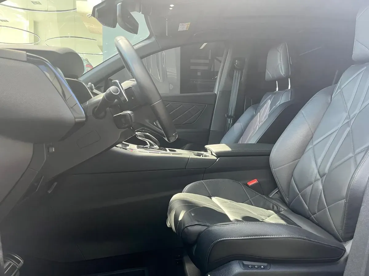 Mirá esta publicación de Ds Automobiles DS7
