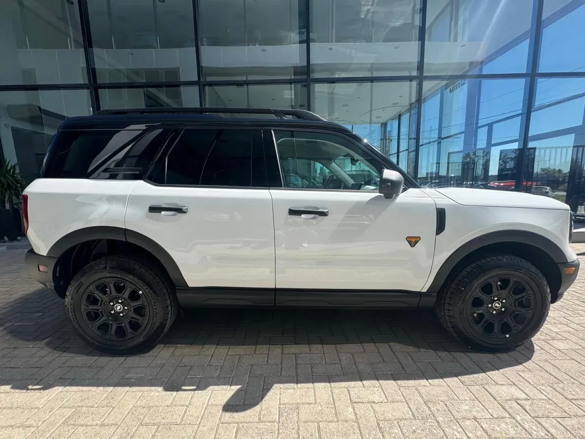 Mira esta publicación de Ford Bronco Sport 2025 en Motordil