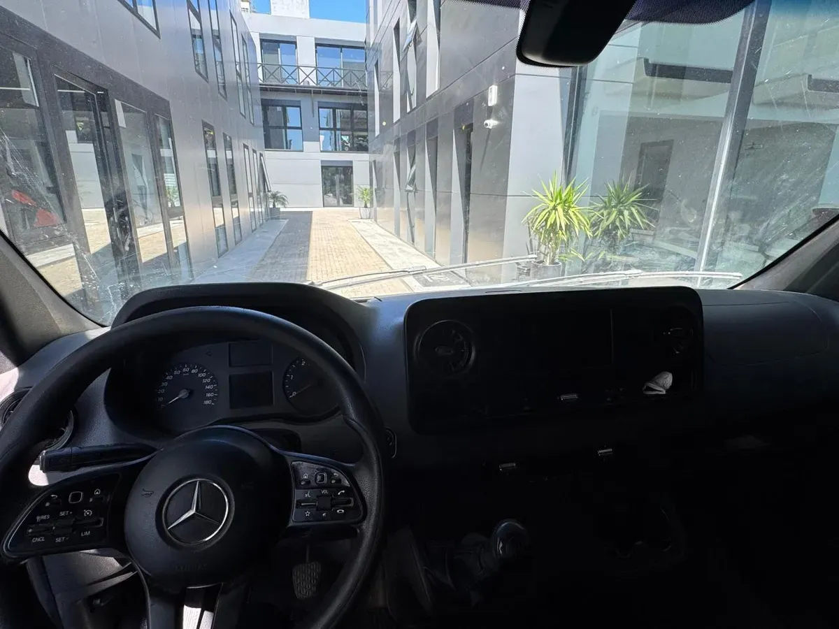 Mira esta publicación de Mercedes Benz Sprinter 2021 en Motordil
